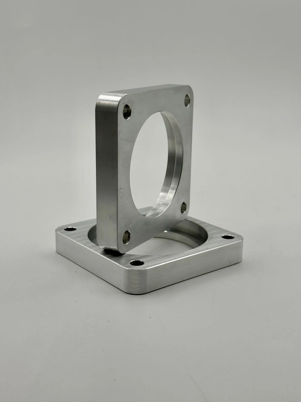 stoneycnc-pr-studios-model8-milling-aluinium-0.jpg