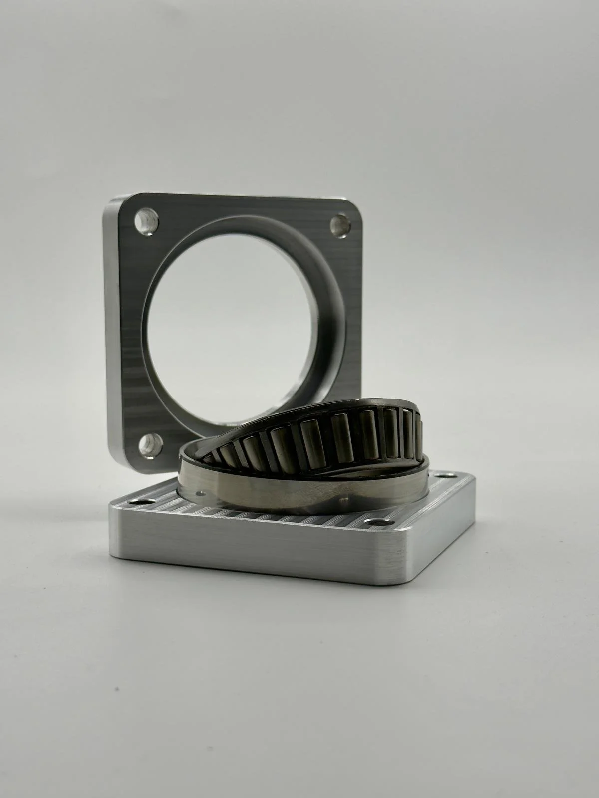 stoneycnc-pr-studios-model8-milling-aluinium-2.jpg