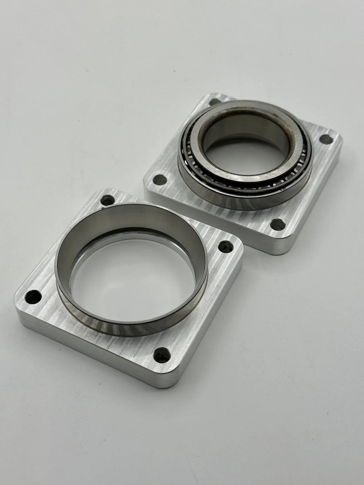 stoneycnc-pr-studios-model8-milling-aluinium-4.jpg