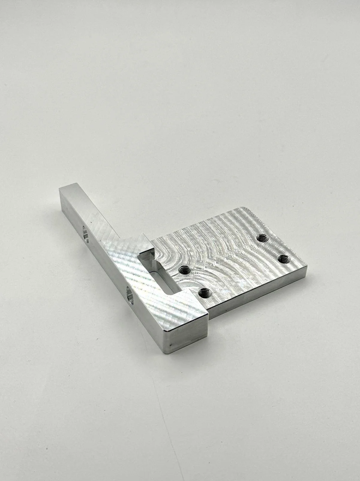 stoneycnc-pr-studios-model8-milling-aluinium-11.jpg