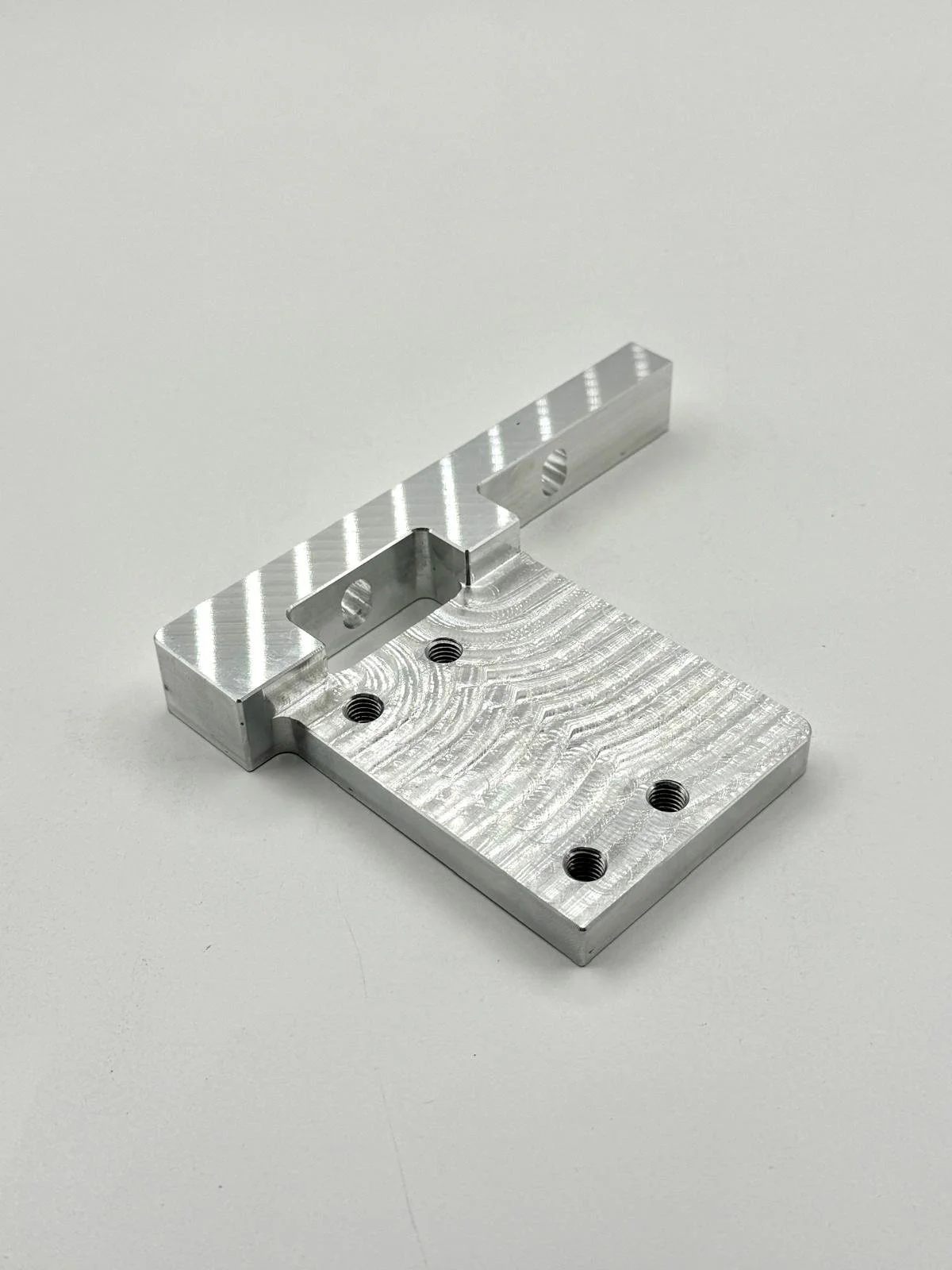 stoneycnc-pr-studios-model8-milling-aluinium-12.jpg