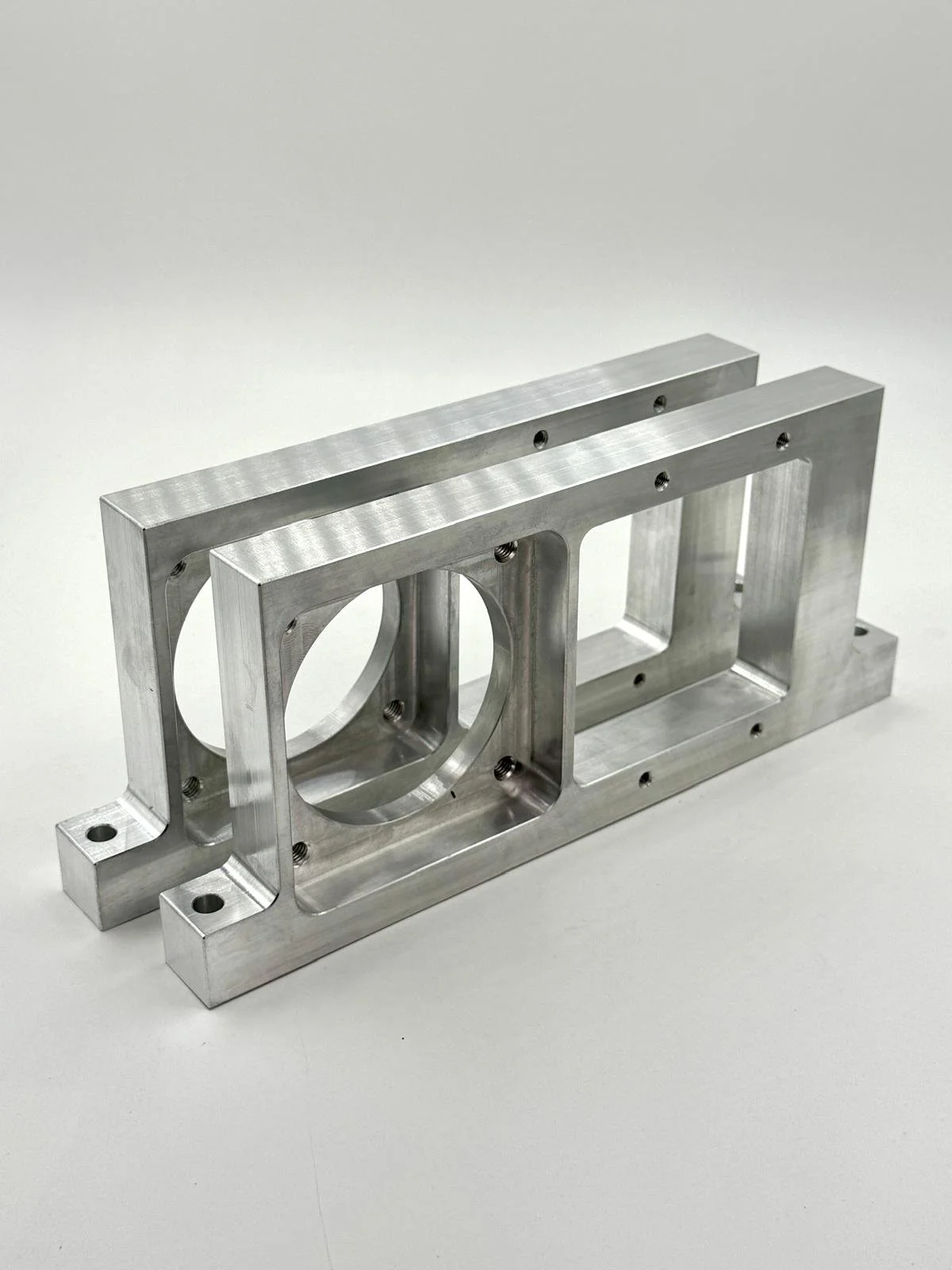 stoneycnc-pr-studios-model8-milling-aluinium-16.jpg