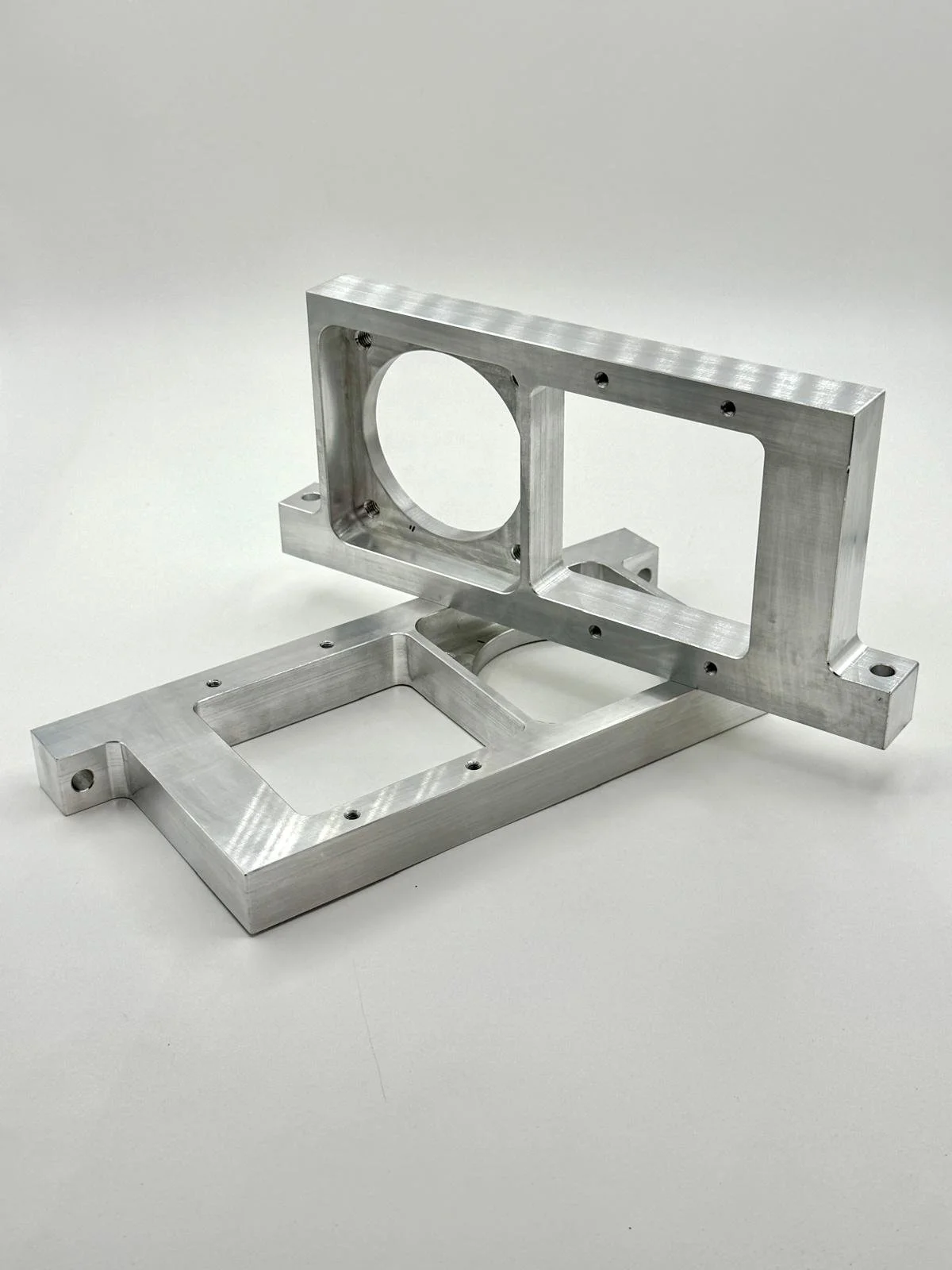 stoneycnc-pr-studios-model8-milling-aluinium-24.jpg