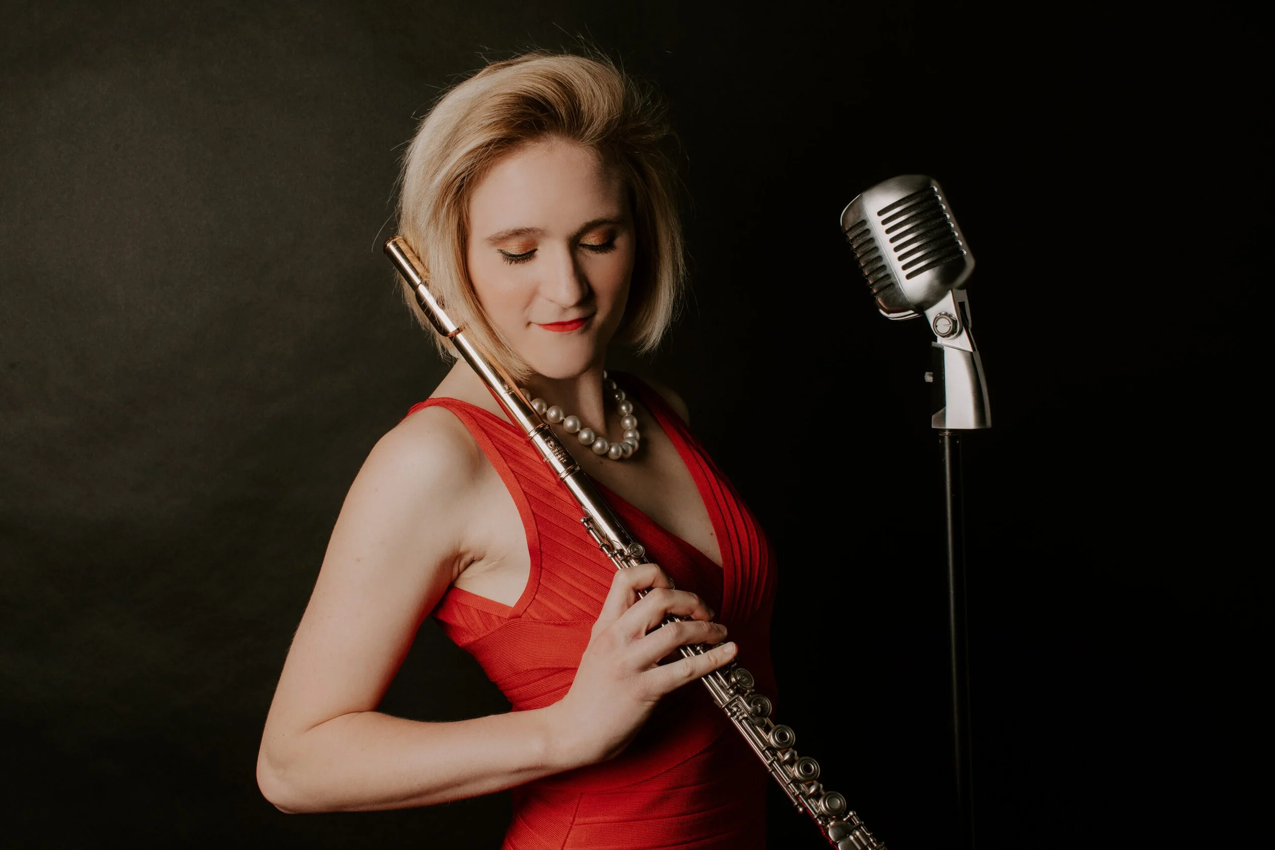 Cobby Brzeski - The Vintage Girl In A Modern World - Birds of a Feather Jazz Lounge (LOS ANGELES)