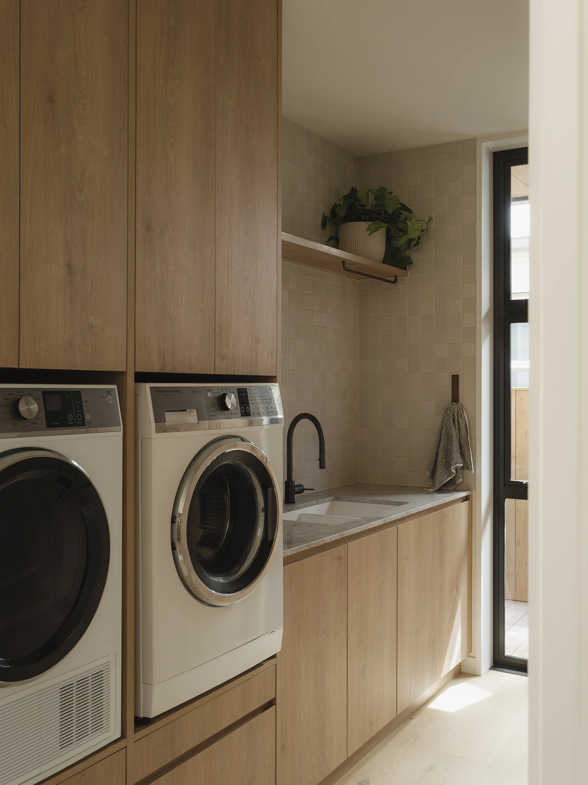 28 DST-SBA-OTIRA-1125-2449.jpg