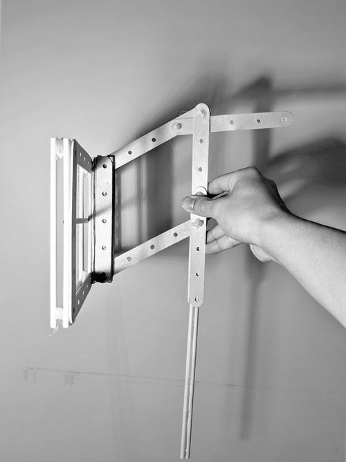 Mechanism photo