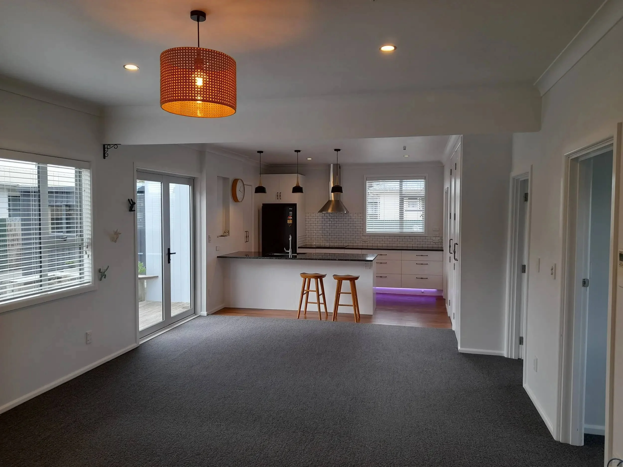 zeus-and-sons-led-downlights-in-sleepout