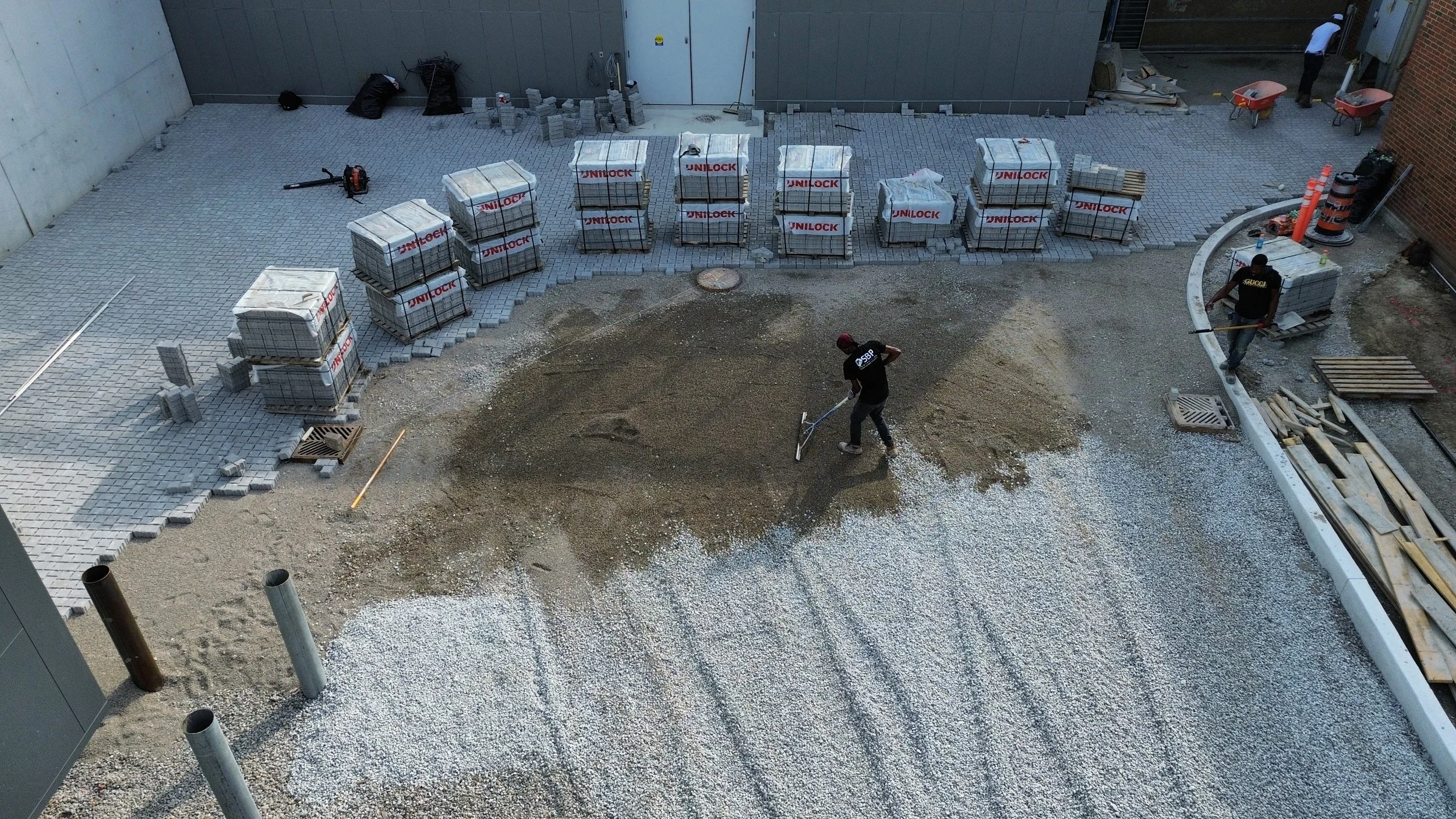 dji_fly_20250823_215032_718_1756139977877_photo_optimized.jpeg