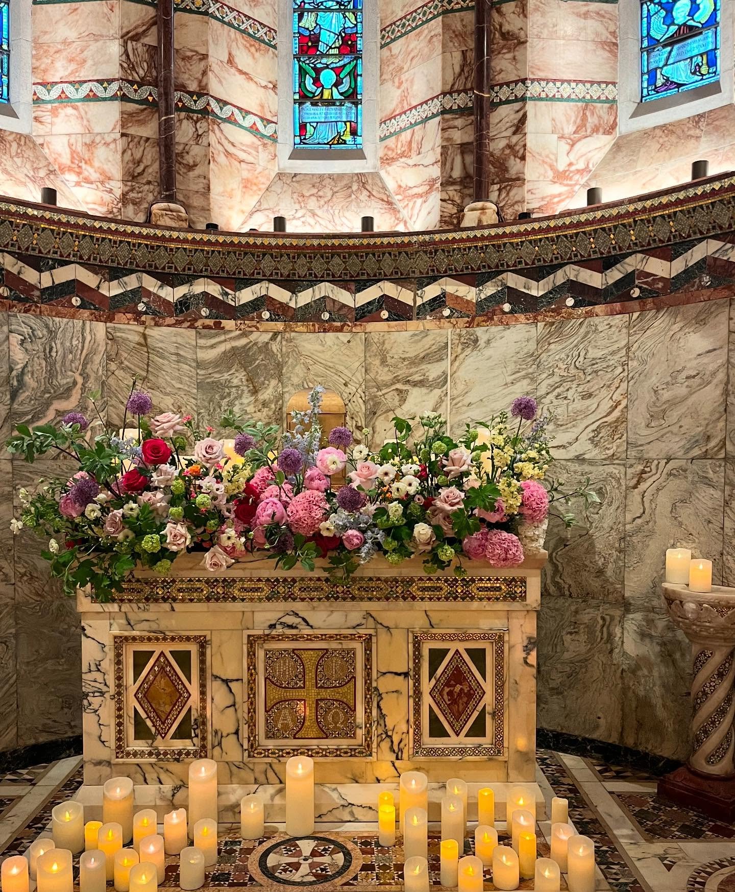 For Lucy &amp; Adam who got married at gorgeous @fitzroviachapel on Sunday. It was so nice to be back at one of the most gorgeous chapels in London. 
Their reception was at @100barrington, such a cool venue in Brixton.
Thank you @lisaroseblooms @andi
