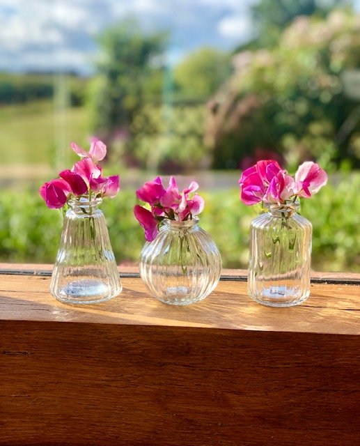 plain trio with sweet peas use.jpg