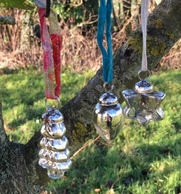 silver christmas tree plus 2.jpg
