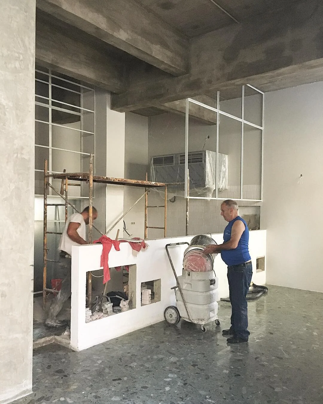 Work in Progress | Lisboa | Portugal #meirinhosarquitectura  #restaurant #delicatessen #openingsoon