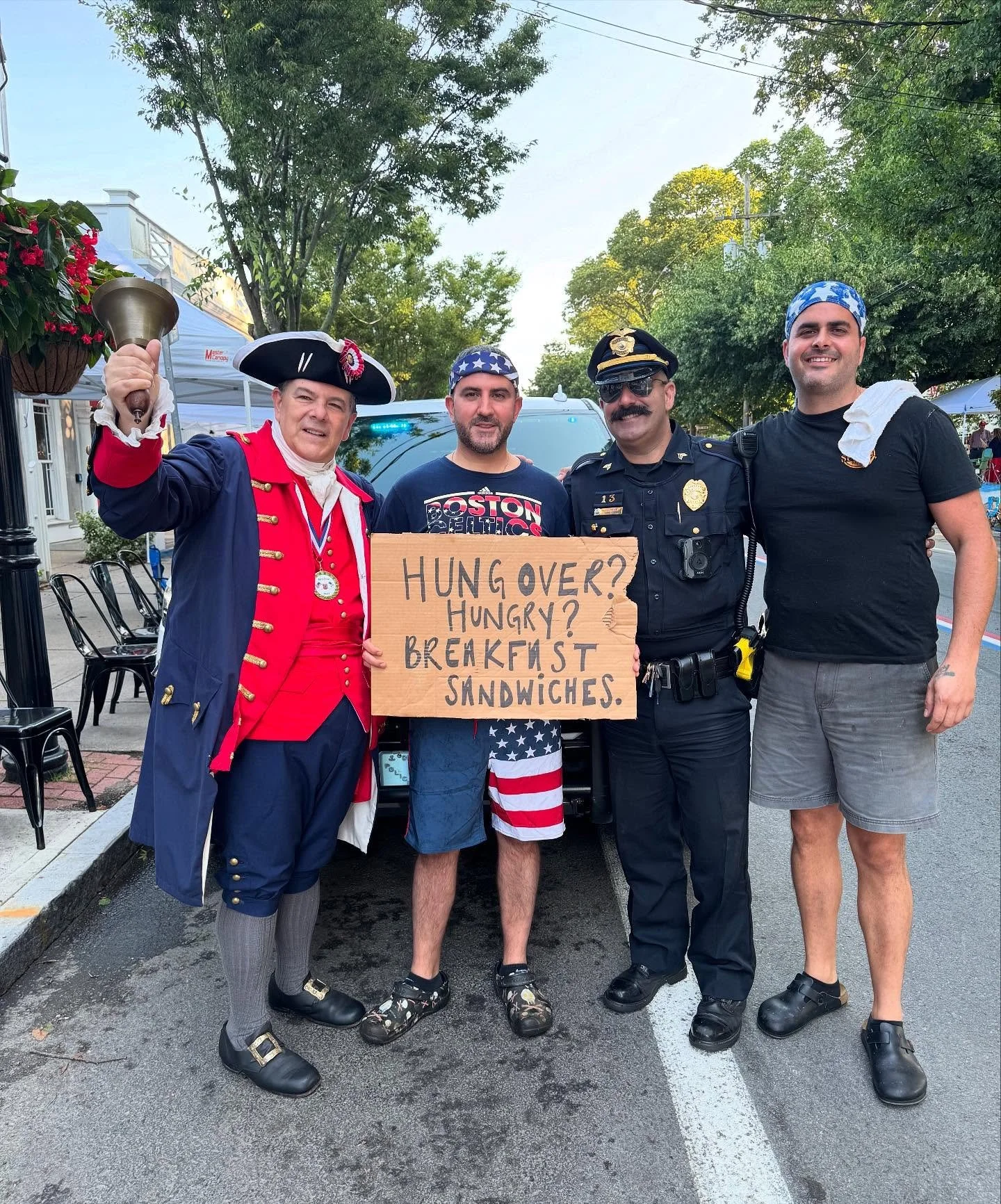 Happy 4th of July from the crew 🇺🇸🎆
Same sign, same friends, same good vibes.
Grateful for traditions, breakfast sandwiches, and the people who make it all feel like home. ❤️🤍💙 -breakfast sandwiches, coffee, cocktails till 12-