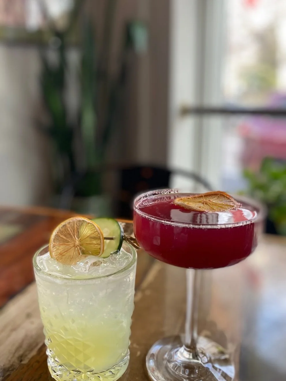 Brunch is ready 🥂
Lemon blueberry mimosas, French onion soup, bacon &amp; banana pancakes, and cheesesteaks 🧀🥩