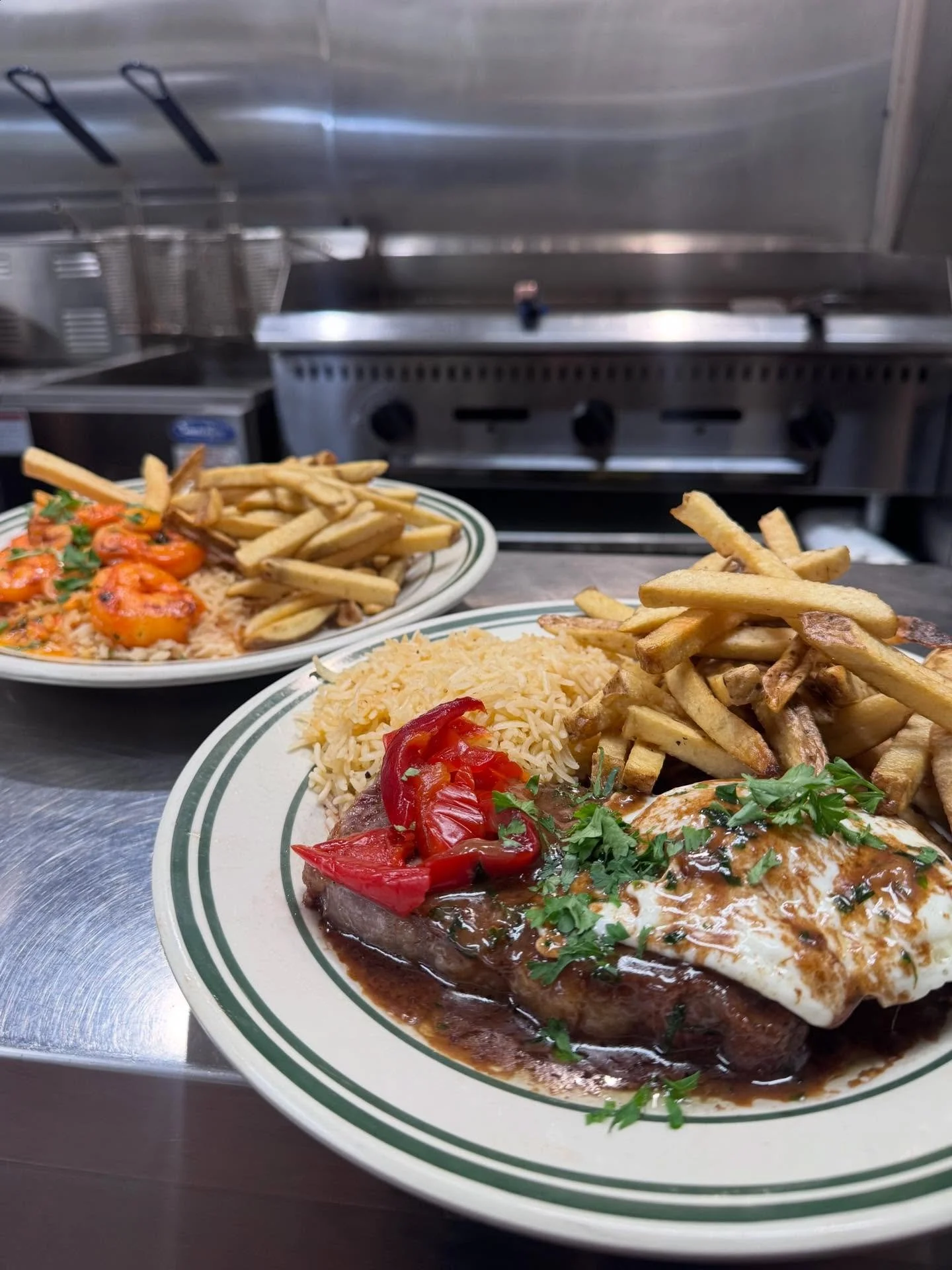 Dinner dinner the steaks a winner. The Shrimp Mozambique too. Thursday&mdash;Saturday 7:30am&mdash;10pm! See you tonight 🤘🏼