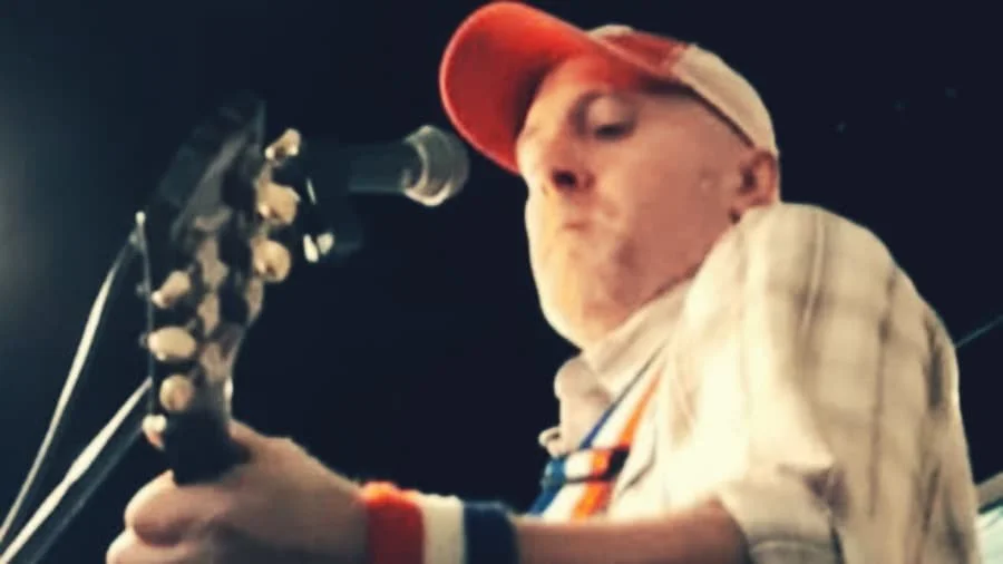 Live Music with Dee Tallon