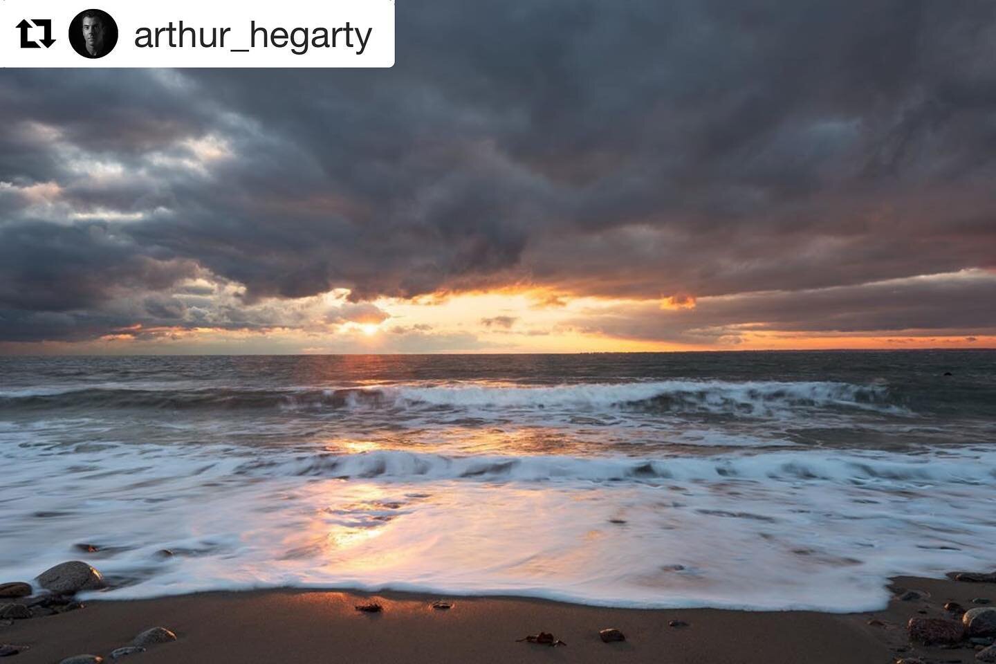 We always love a good sunset!! #Repost @arthur_hegarty ・・・
High tide or Yuletide? .
.
.
#photooftheday #seaside #seascape #cloudporn #westport #westportma #gooseberry #gooseberryisland #instagram #instagood #winter #beach #beachlife #sunset #canon #c