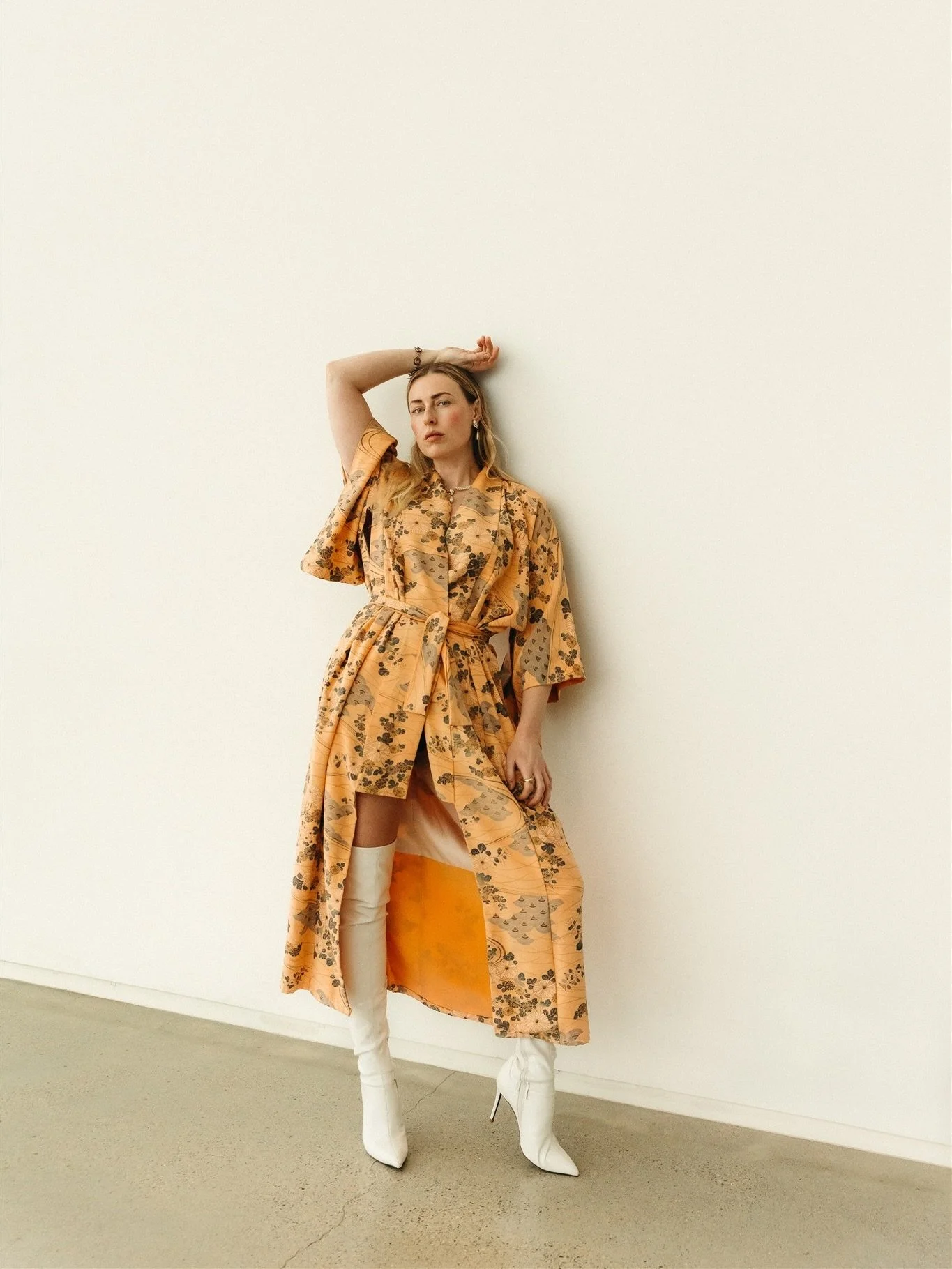 Christie for @ajisai_kimono 
styled by @aldeneil