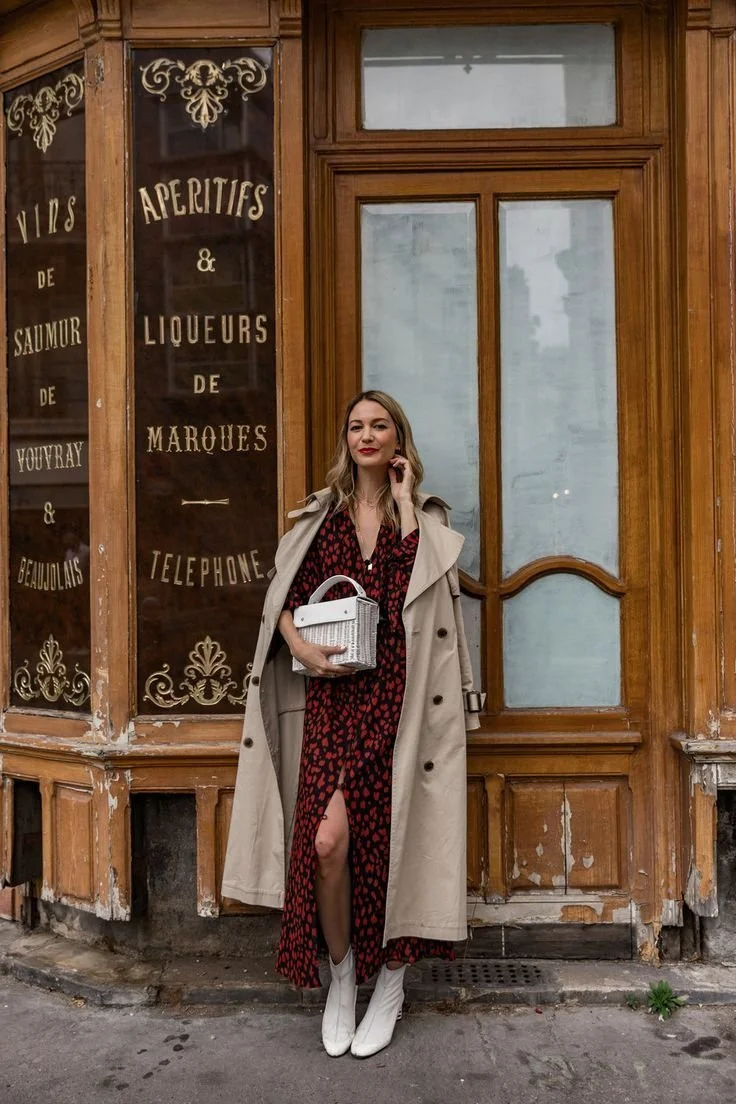 gabardine-clara-com-vestido-bordeaux-de-renda.jpg.jpeg