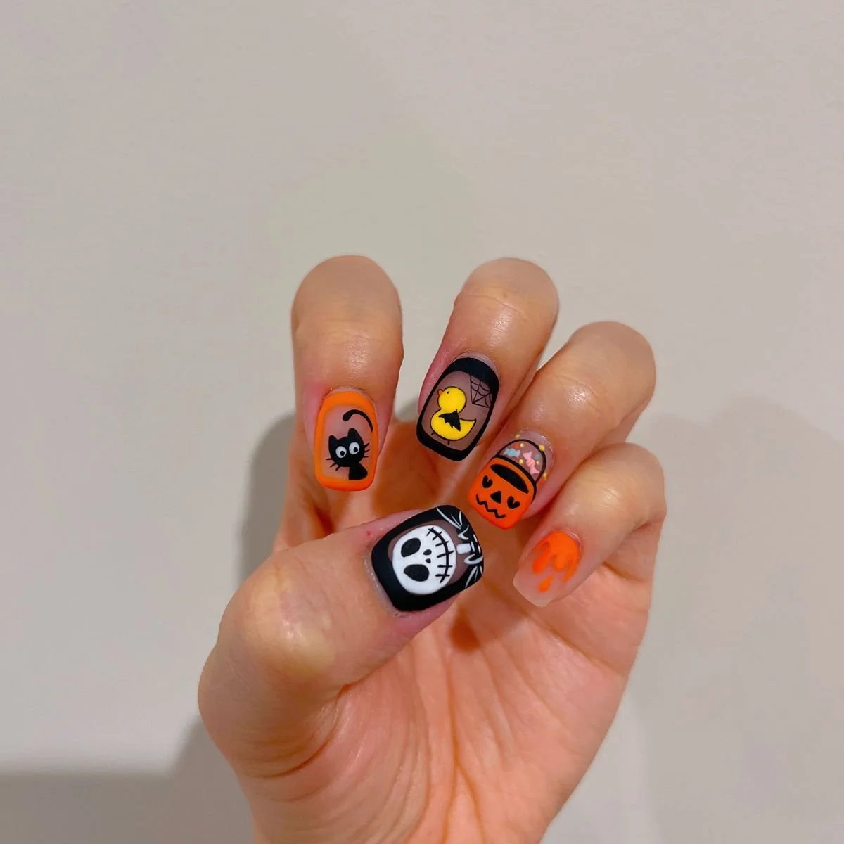 nail-art-ideias-para-halloween-02.jpeg