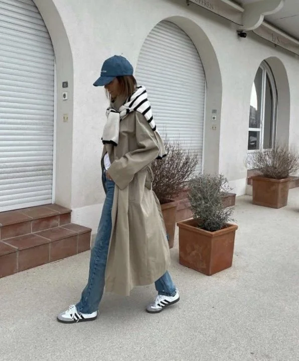look-outono-tenis-adidas-samba-jeans-gabardine-bone.jpeg