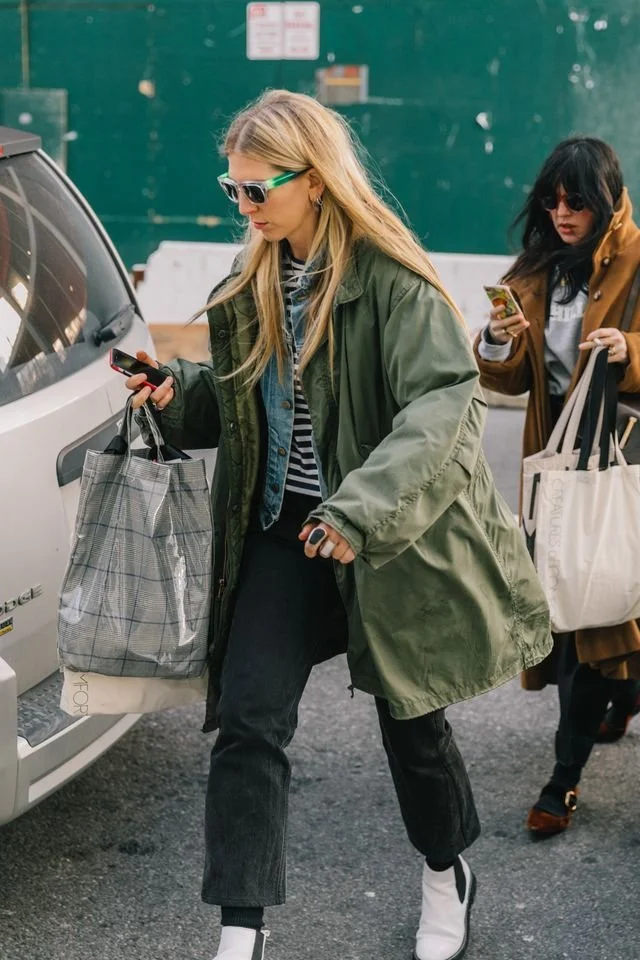 casacos-essenciais-parka-verde-com-gorro.jpg.jpeg