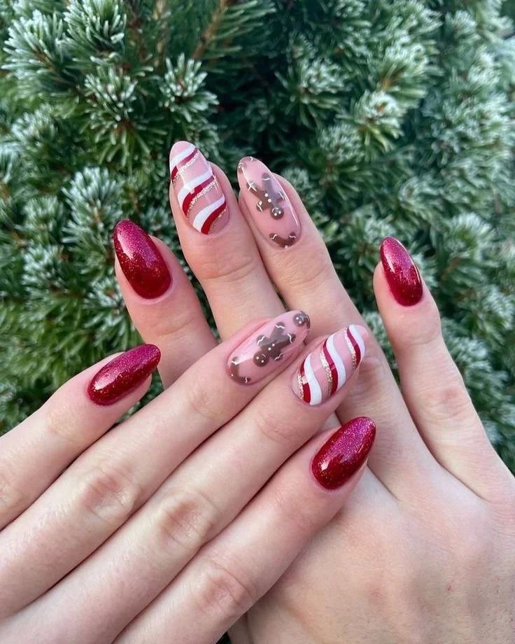 Candy Cane Nail Art 💅#shorts.jpeg