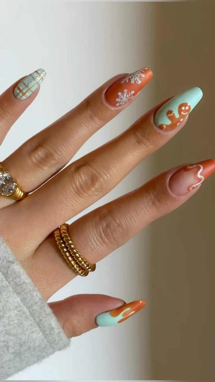 100+ New Epic Christmas Nail Designs To Try This Year.jpeg