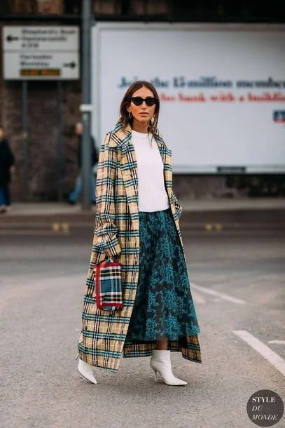 look-mistura-de-estampas-coordenando-cores-1.jpeg