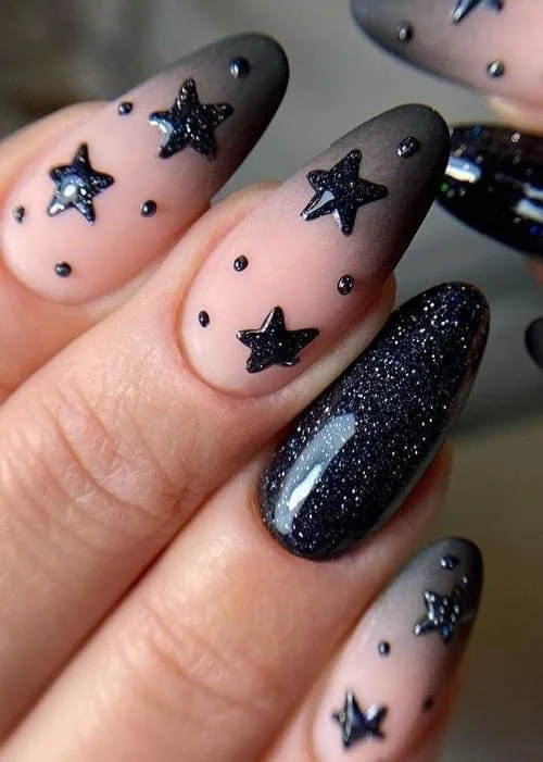 nail-art-estrelas-e-brilhos-10.jpeg