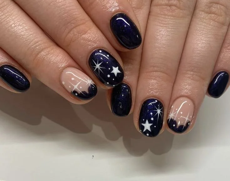 nail-art-estrelas-e-brilhos-27.jpeg