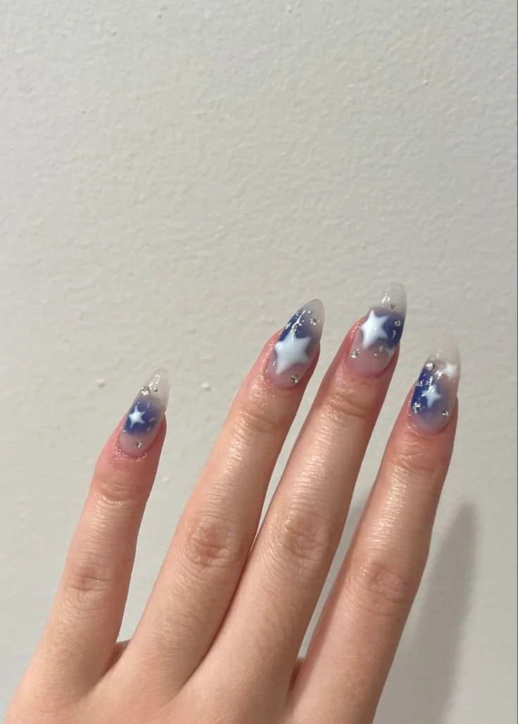 nail-art-estrelas-e-brilhos-30.jpeg