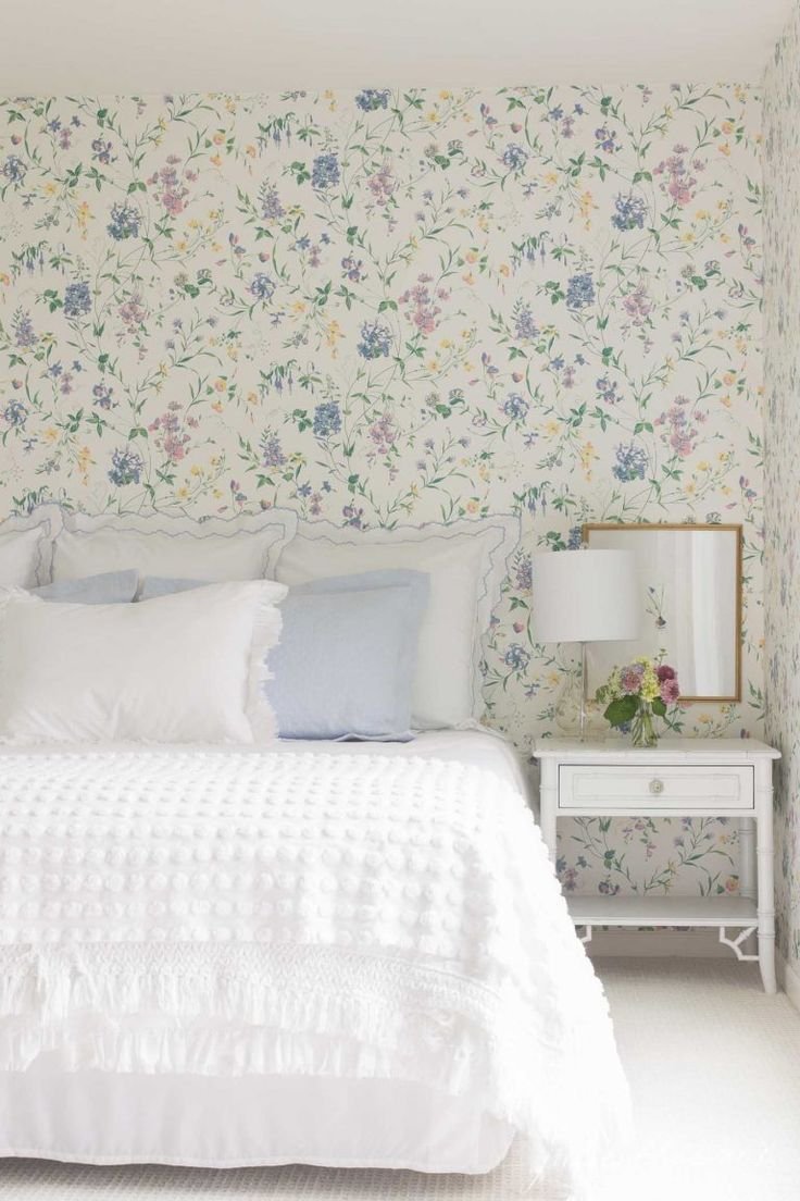 What to Include in a Guest Room _ Julie Blanner.jpeg