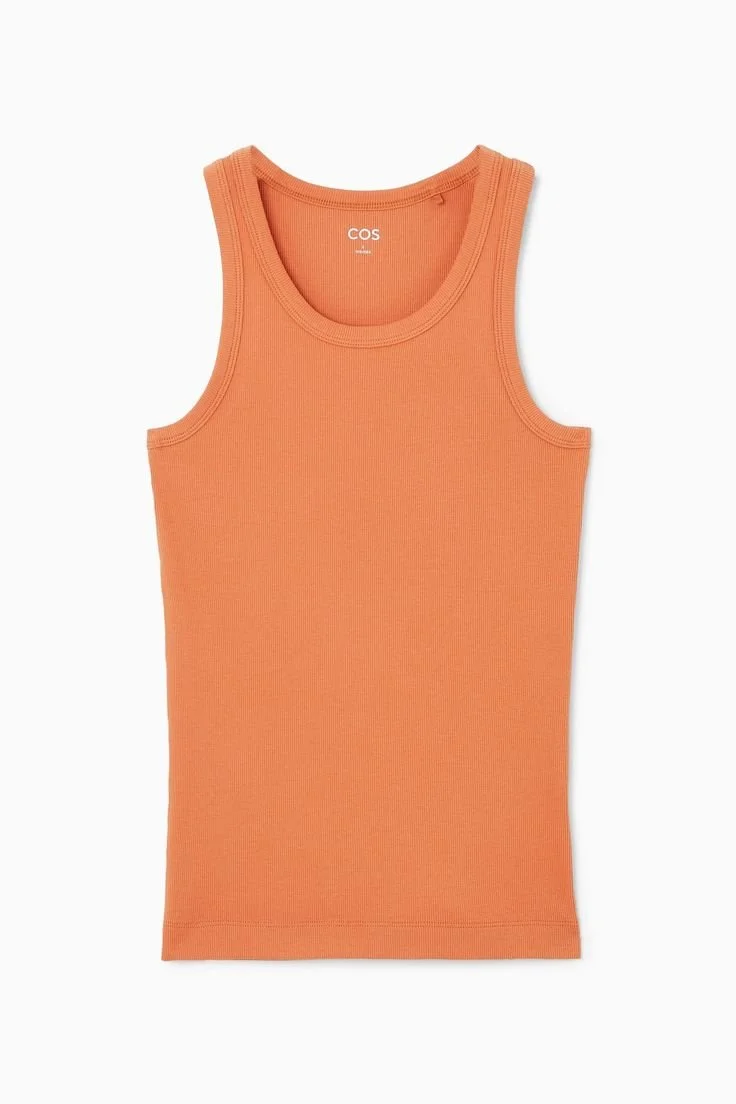 guarda-roupa cápsula de primavera.jpeg