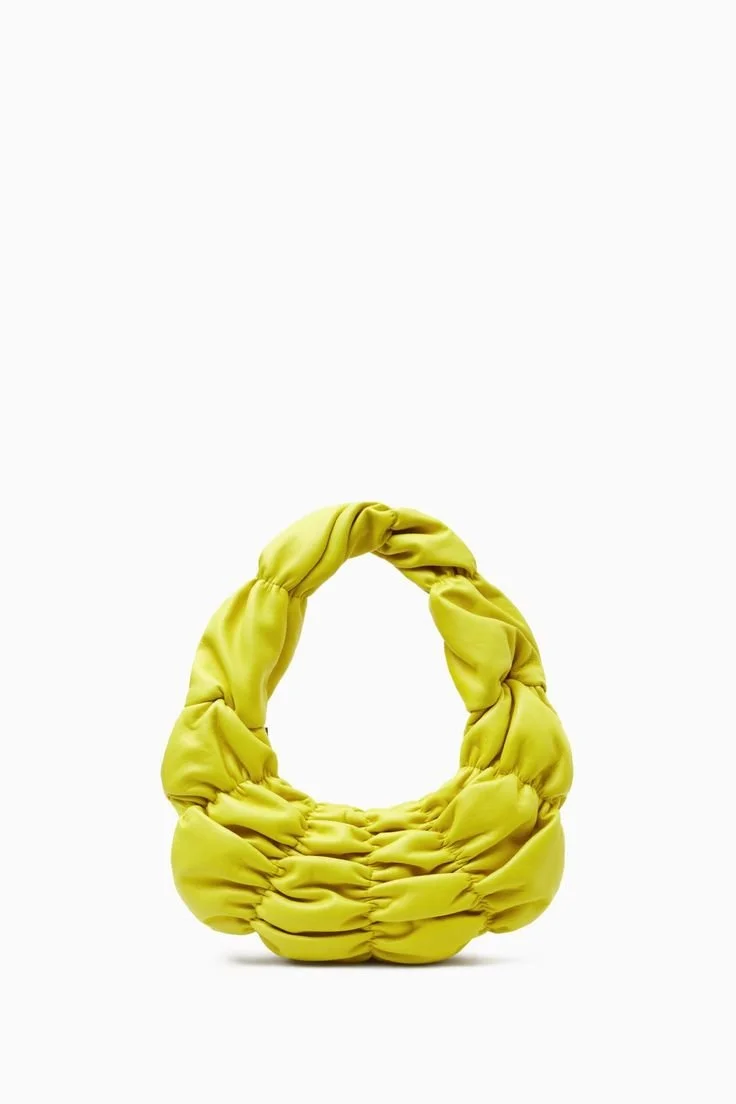 guarda-roupa cápsula de primavera.jpeg