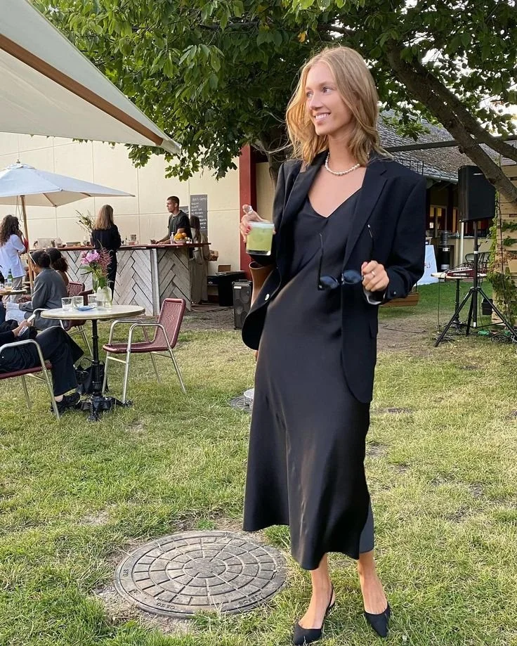 blazer-preto-feminino-evento-formal-6.jpeg