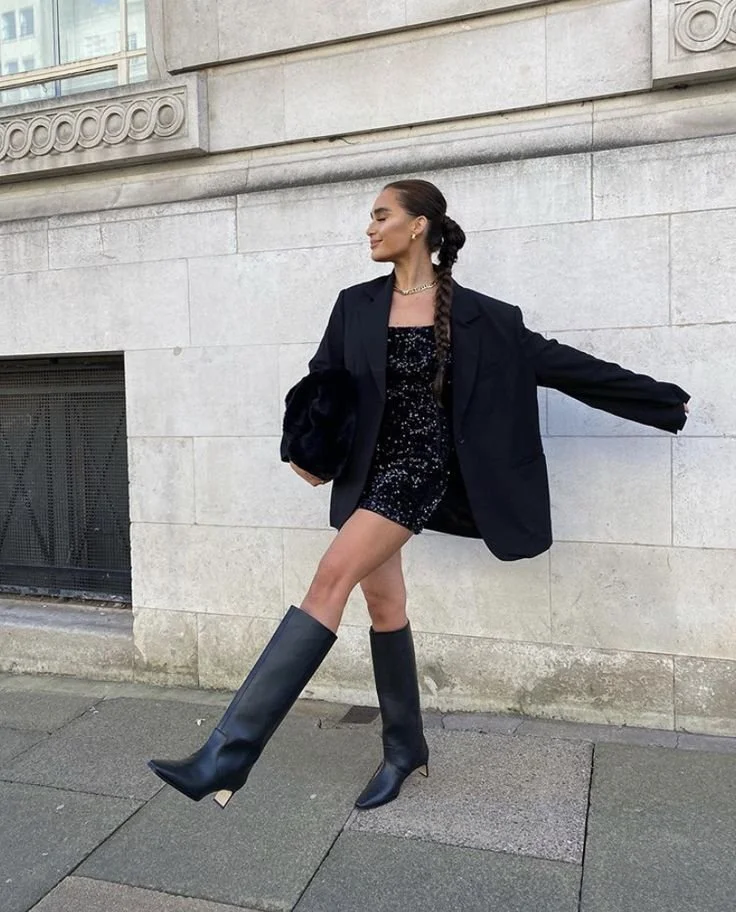 blazer-preto-feminino-para-uma-saida-noite-2.jpeg