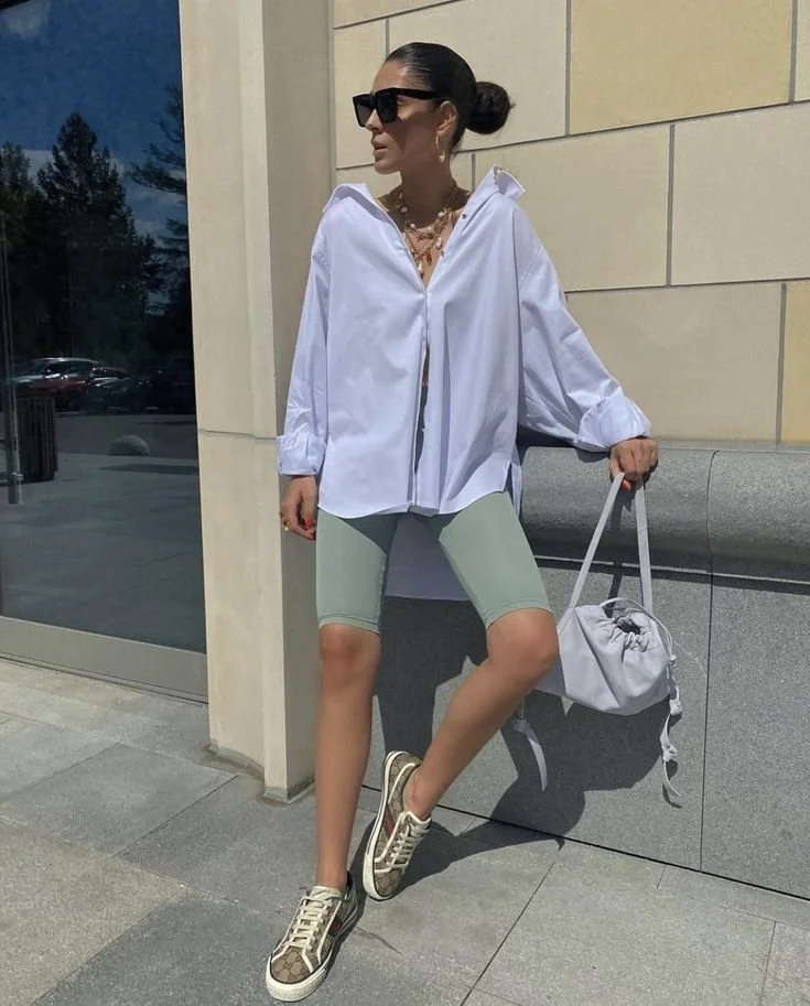 camisa-branca-classica-feminina-look-desportivo-chique-03.jpeg