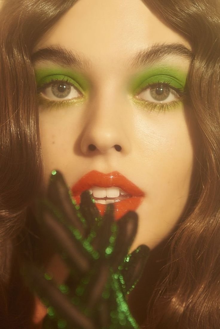 Green makeup.jpeg