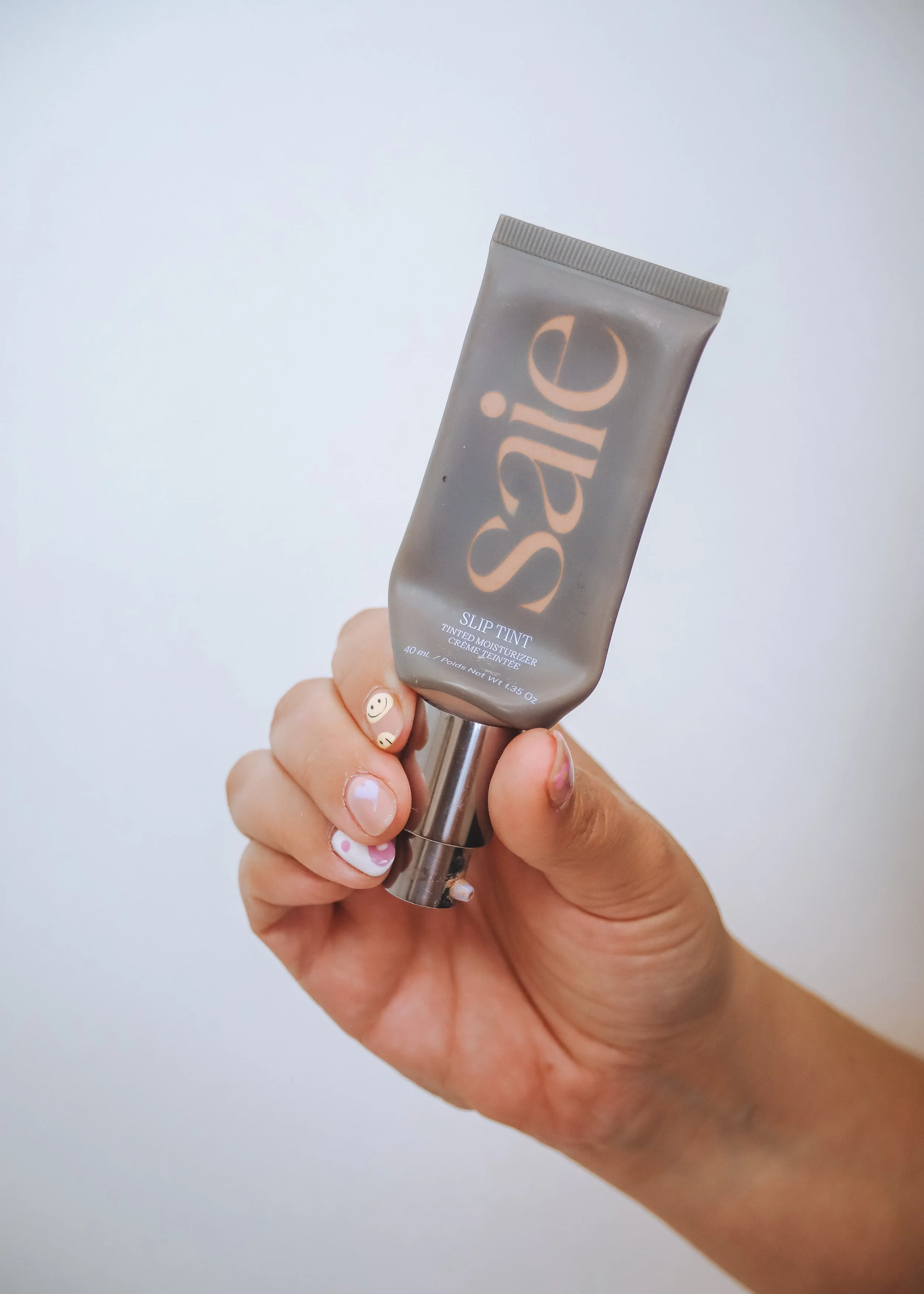 SAIE SLIP TINT DEWY TINTED MOISTURIZER