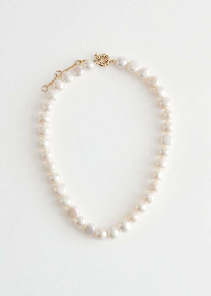 Delicate Pearl Necklace.jpeg