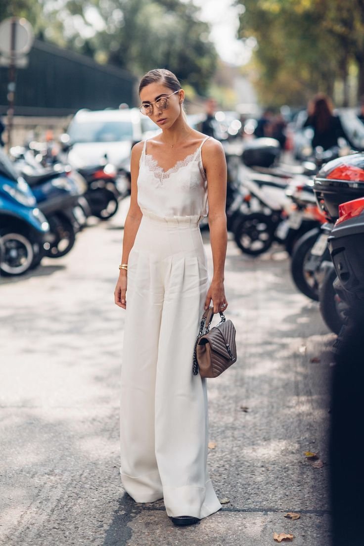 Small Crossbody Bags Were a Street Style Favorite On Day 1 of Paris Fashion Week.jpeg