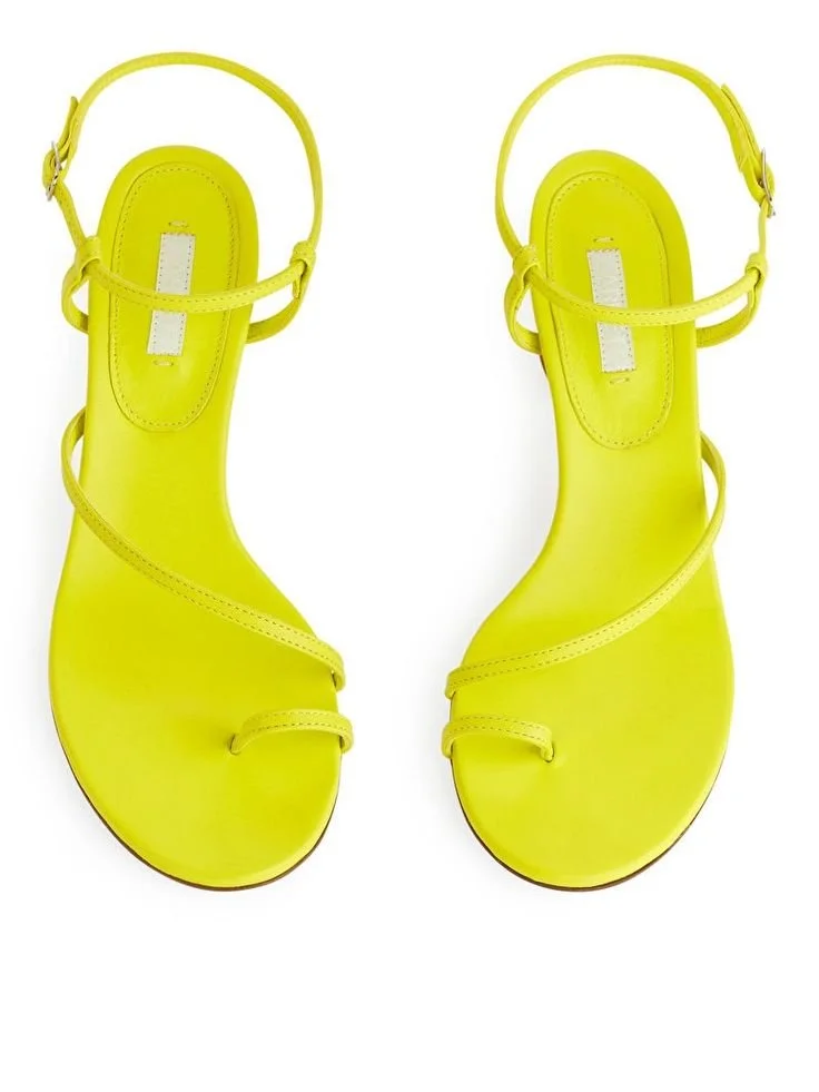 sandalias-coloridas-shopping-01.jpeg