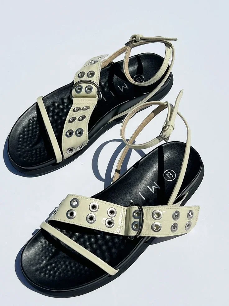 sandalias-neutras-shopping-04.jpeg