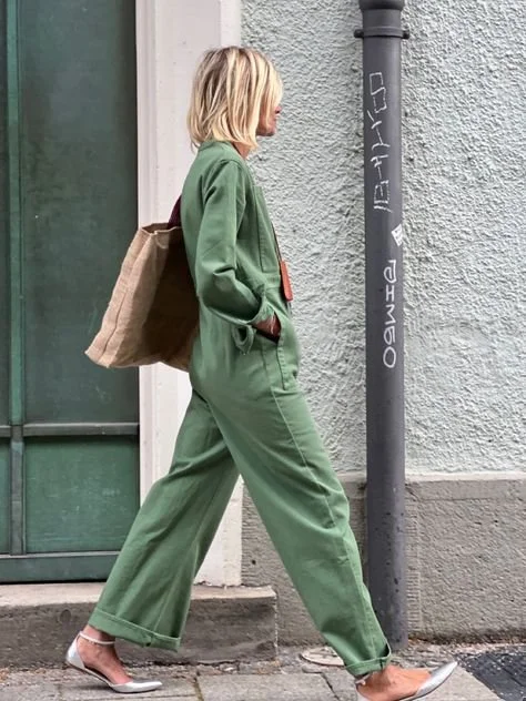 outono-look-verde-vestidos-macacoes-elegância-qualquer-ocasiao-04.jpg