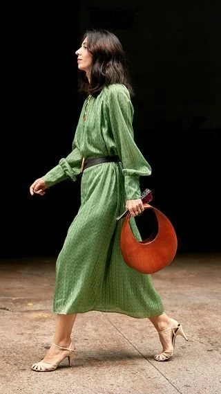 outono-look-verde-vestidos-macacoes-elegância-qualquer-ocasiao-08.jpg
