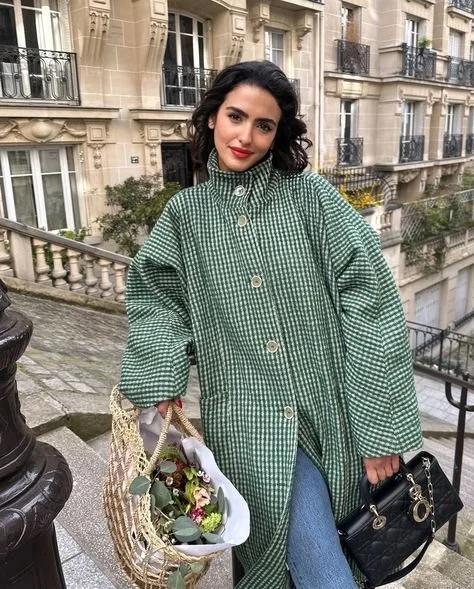 outono-look-verde-com-padroes-misturando-cor-estampas-09.jpg