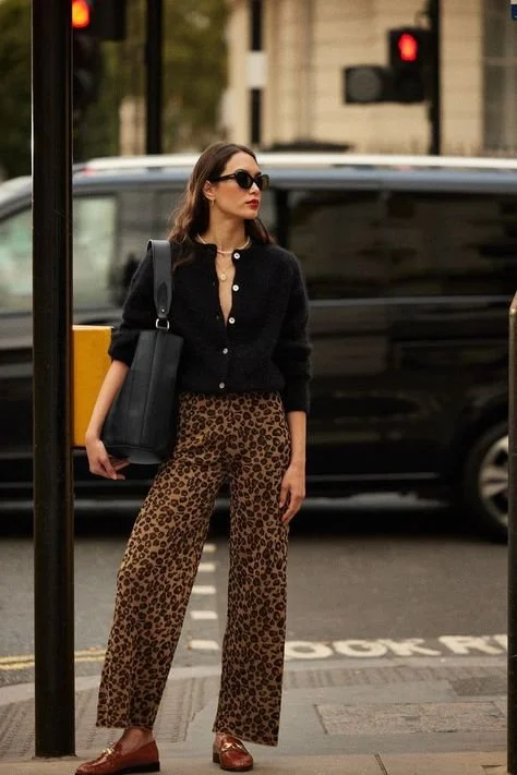 look-outono-calcas-leopardo-toque-selvagem-sofisticado-05.jpg