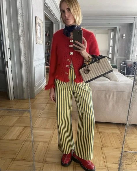 look-outono-calcas-riscas-verticais-elegancia-alongamento-silhueta-07.jpg