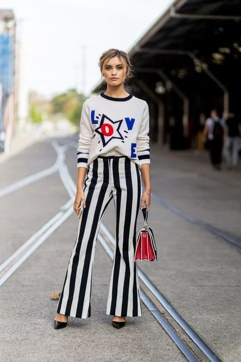 look-outono-calcas-riscas-verticais-elegancia-alongamento-silhueta-08.jpg